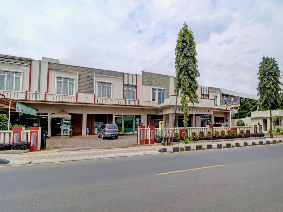 Oyo 90347 Hotel Srikandi Syariah Tasikmalaya Exteriér fotografie
