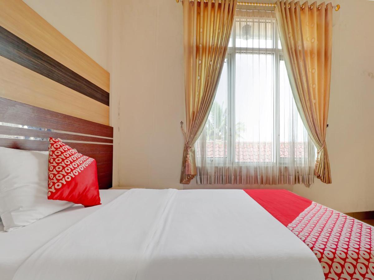 Oyo 90347 Hotel Srikandi Syariah Tasikmalaya Exteriér fotografie
