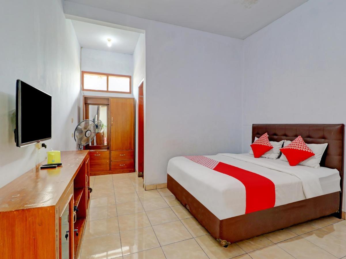 Oyo 90347 Hotel Srikandi Syariah Tasikmalaya Exteriér fotografie