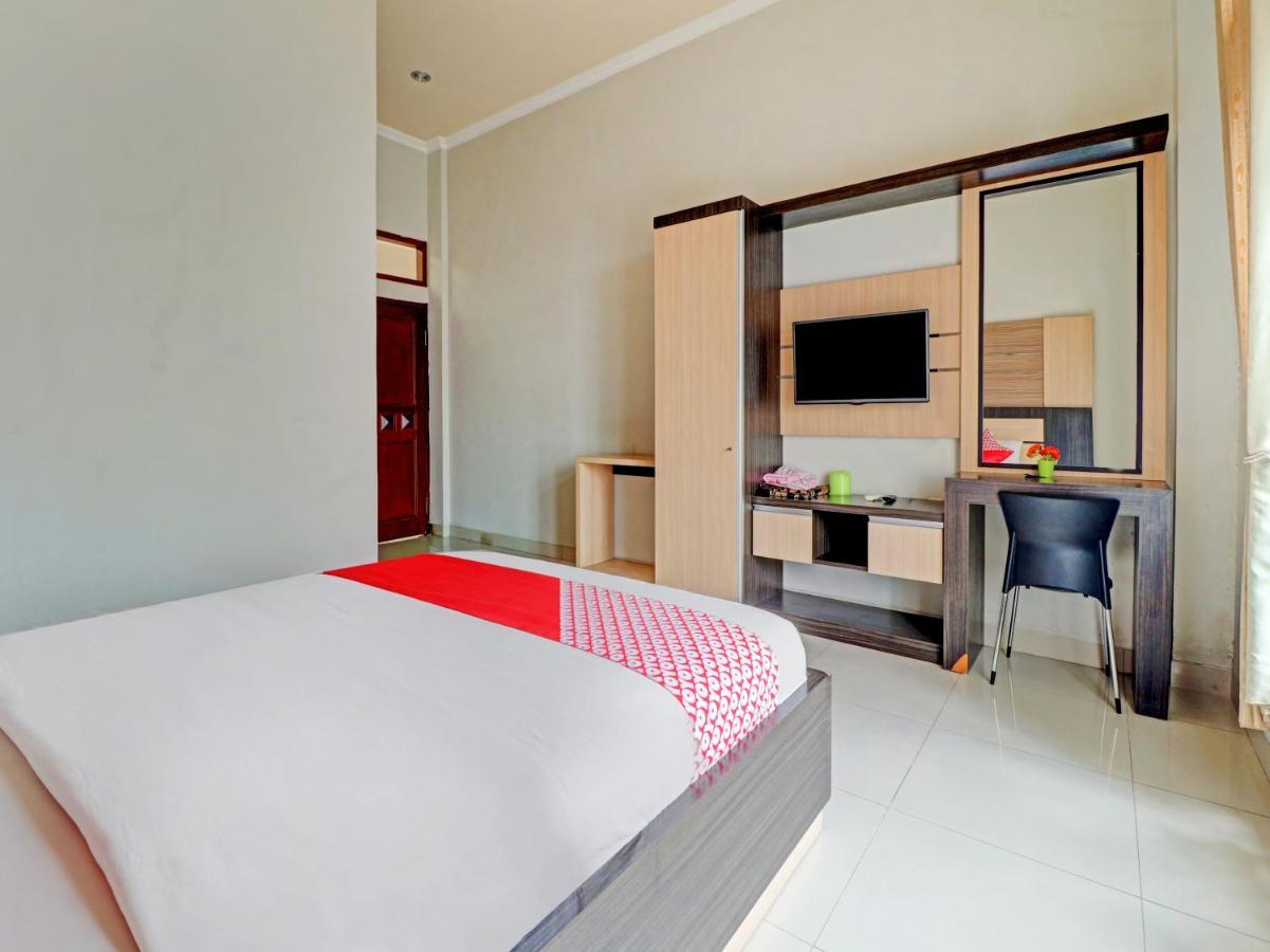 Oyo 90347 Hotel Srikandi Syariah Tasikmalaya Exteriér fotografie