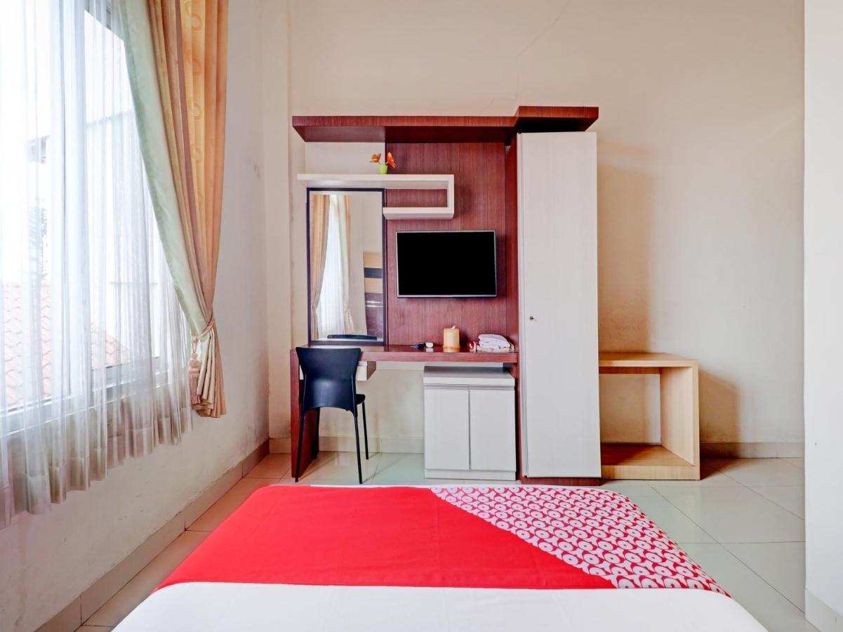 Oyo 90347 Hotel Srikandi Syariah Tasikmalaya Exteriér fotografie